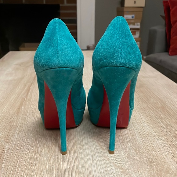 🛑SOLD🛑 Louboutin Troca 140MM Teal Suede - 36 - Picture 4 of 8